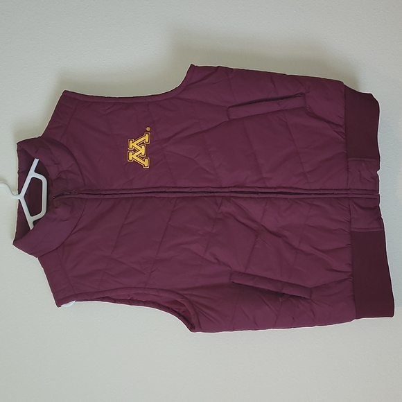 Colosseum Women's Maroon Puffer Vest. Very Goodq Condition. Size XL. - Picture 3 of 7